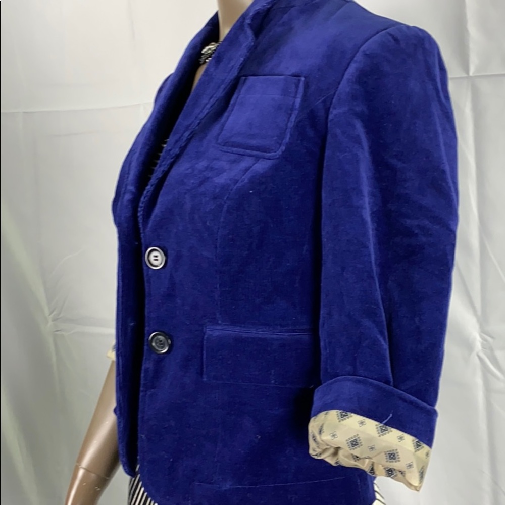 Blazer - Picture 3 of 4